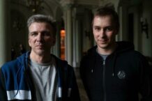 Po 2 latach ukrywania się w ambasadzie Szwecji w Mińsku, ojciec i syn uciekli z Białorusi