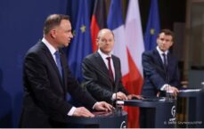 Bild: Kanclerz Niemiec Olaf Scholz i Emmanuel Macron jadą do Kijowa