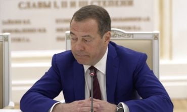 W Rosji będą sądzić 4 „partyzantów kolejowych”. Miedwiediew zażądał egzekucji „sabotażystów”
