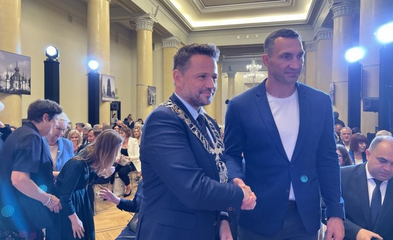 Burmistrz Kijowa Witalij Kłyczko otrzymał tytuł honorowego obywatela Warszawy