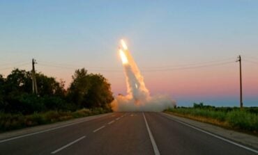 Amunicja do HIMARS-ów i Jevelinów, wozy piechoty Bradley. Pentagon poinformował o szczegółach nowego uzbrojenia dla Ukrainy