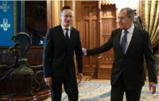 Szef MSZ Węgier: Nie dostarczamy broni Ukrainie, żeby Rosja nie strzelała do Węgrów na Zakarpaciu