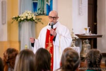 PILNE: Białoruś: Reżim Łukaszenki wtrącił młodego księdza do więzienia. Zobacz czym „zawinił”