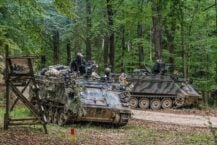 Litwa przekaże Ukrainie transportery opancerzone i amunicję