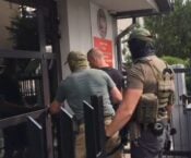 Kibole zarabiali na kryzysie migracyjnym na polsko-białoruskiej granicy. Służby rozbiły gang przemytników