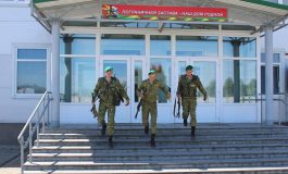 Białoruski pogranicznik pod ostrzałem własnych wojsk przedarł się na Ukrainę, by walczyć z Rosją