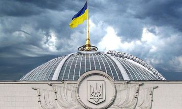 Rada Najwyższa Ukrainy usunęła wpis o Banderze. „Po telefonie z Warszawy”