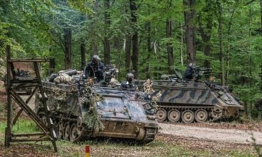 Litwa przekaże Ukrainie transportery opancerzone i amunicję