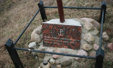 Łukaszyści zbezcześcili grób żołnierzy Armii Krajowej na Białorusi. Kolejny