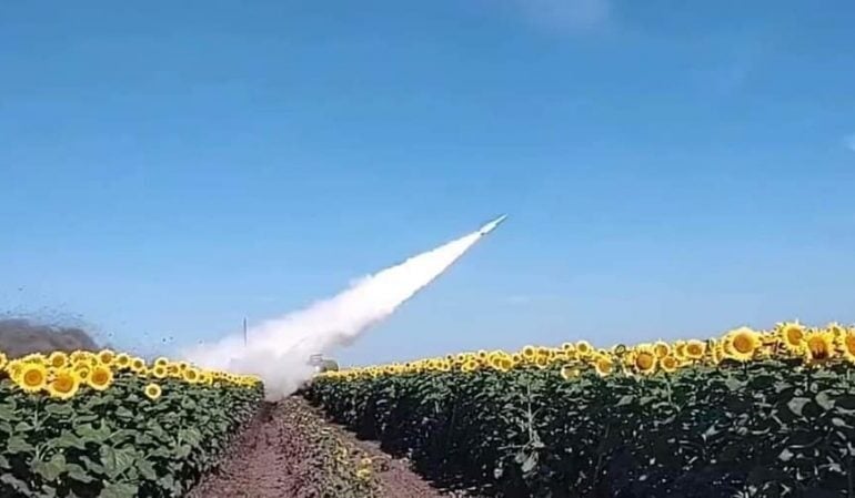 Stoltenberg: NATO wyczerpało większość zapasów uzbrojenia, potrzeba zwiększenia produkcji