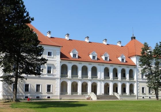 Zwiedzaj zamki, pałace i dwory na Litwie i wygrywaj nagrody!