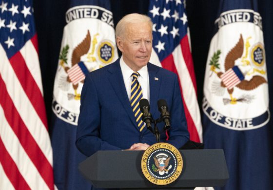 Biden zapewnił Ukrainę o dalszym wsparciu w obliczu „morderczego ataku”