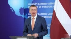 Łotwa zapyta mieszkających tam tam Rosjan: „Czyj Krym?”