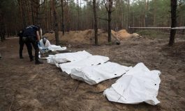 W masowych grobach w pobliżu Iziumu odnaleziono 450 ciał pomordowanych Ukraińców. Wśród nich są ciała dzieci i żołnierzy ze związanymi rękami