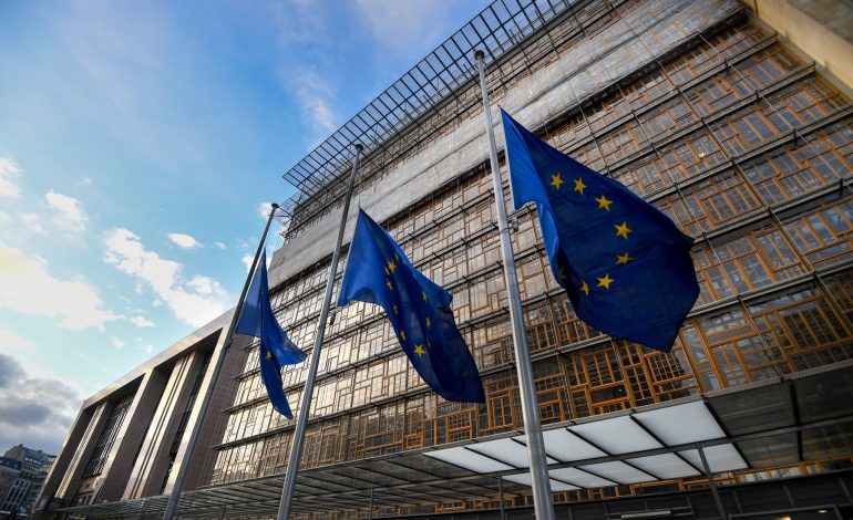 UE przedłużyła o kolejne sześć miesięcy indywidualne sankcje wobec ponad 1200 Rosjan