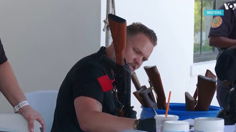 Z Miami do Irpienia. Ameryka przekaże Ukraińcom broń skonfiskowaną przestępcom