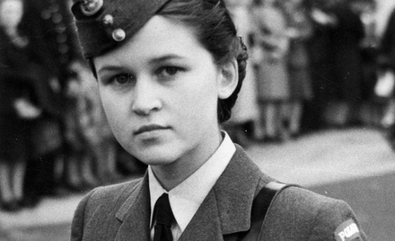 Pogrzeb grodnianki, „dziewczyny ze zdjęcia IPN” odbył się w Londynie