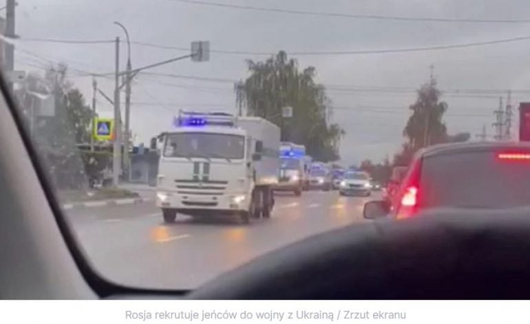 Rosja masowo zwozi kryminalistów na „ćwiczenia na południu kraju” (WIDEO)