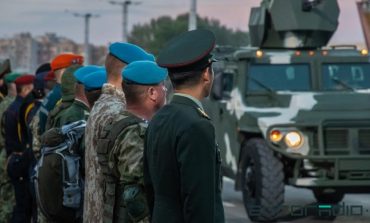 Łukaszenka zdegradował ponad 80 oficerów. Za opozycyjność