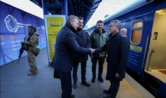 Na całej Ukrainie ogłoszono alarm bombowy. Do Kijowa przybył prezydent Szwajcarii Na całej Ukrainie ogłoszono alarm bombowy. Do Kijowa przybył prezydent Szwajcarii