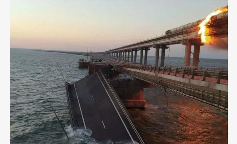 Czego się spodziewać po eksplozji na moście krymskim? Rosyjscy blogerzy wojskowi krytykują Putina