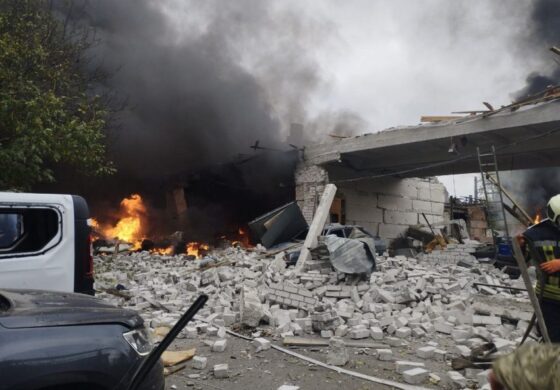 Ukraińska policja: W rosyjskich atakach rakietowych zginęło co najmniej 10 osób, około 60 zostało rannych