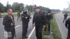 Łukaszenka dostał komunikat i spanikował. W tle nierozpoznany dron nad Mińskiem