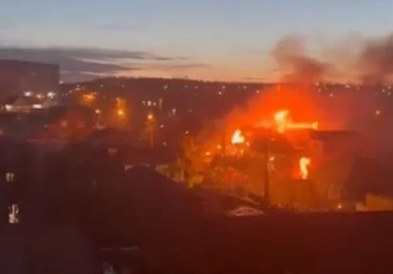 Rosja: Kolejny samolot spadł na budynek mieszkalny. Tym razem w Irkucku (WIDEO)