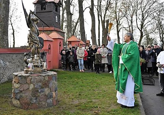 Święty Michał Archanioł w Butrymańcach
