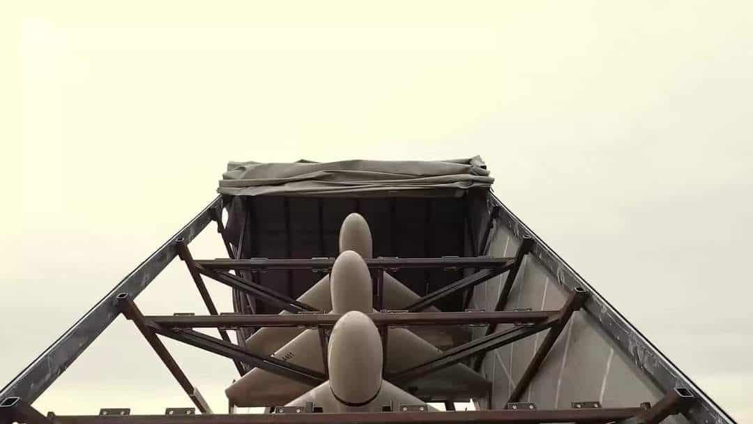 Chiny nie ukrywają już, iż udzielają Rosji pomoc wojskową