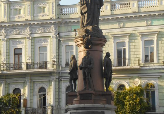 Władze Odessy opowiedziały się za demontażem pomników Katarzyny II i Suworowa