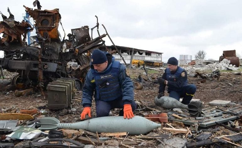 Mieszkańcy przygranicznych miejscowości obwodu czernihowskiego zostali wezwani do przeniesienia się w głąb regionu ze względu na rosyjski ostrzał