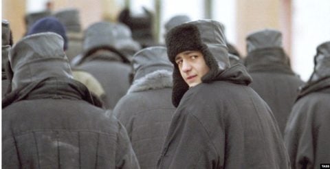 Łukaszenka bierze nowych zakładników