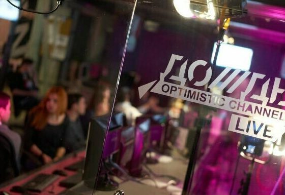 Opozycyjna rosyjska TV „Dożd” straciła licencję na Łotwie