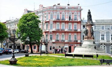 W Odessie rozpoczął się demontaż pomnika carycy Katarzyny II