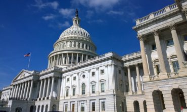 Senat USA poparł projekt ustawy o przeznaczeniu skonfiskowanego majątku Rosji na pomoc Ukrainie