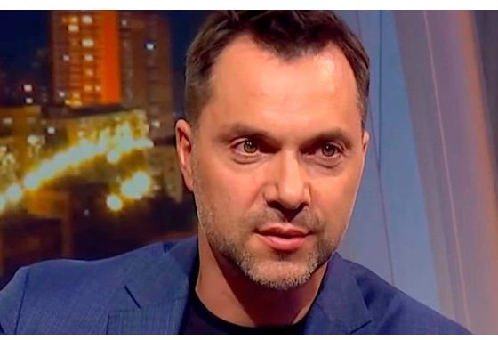 Arestowycz:  Śmierć Łukaszenki znacząco wpłynęłaby na przebieg tej wojny