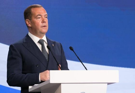 „Ręka nie zadrży, wybór jest oczywisty”. Miedwiediew przypomniał cele rosyjskiej triady nuklearnej