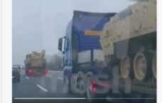 Rosyjski „turysta” wpadł w histerię na widok konwoju ze sprzętem dla Ukrainy (WIDEO)
