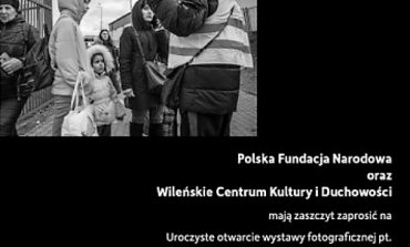 Wernisaż wystawy fotograficznej „24.02” w Wilnie