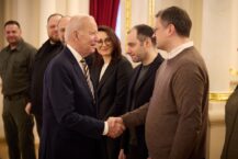 „Biden raz stracił panowanie nad sobą” – NYT o „trudnych” relacjach między prezydentem USA a Zełenskim