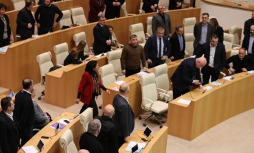 Gruzińscy parlamentarzyści z partii rządzącej odrzucili zaproszenie do Kijowa. W tle sprawa Saakaszwilego