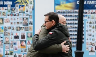 Rocznica ataku Rosji na Ukrainę. Premier Morawiecki w Kijowie