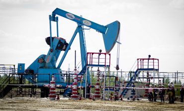 Sankcje skutkują: Rosja zmniejszy wydobycie ropy naftowej
