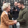 Ursula von der Leyen i Wołodymyr Zełenski