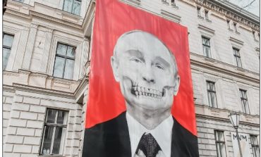 FT: „Putin miał trzech doradców. Wszyscy już nie żyją”