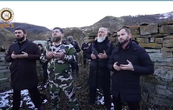 Bez Putina i „ojczyzny”. Kadyrow nagle przypomina o stalinowskich czystkach Czeczenów