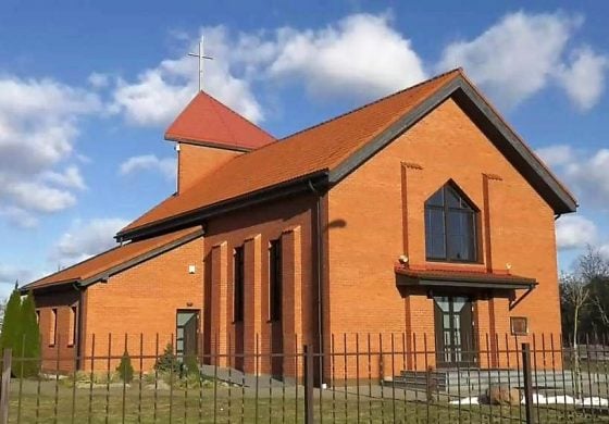 Transmisja w TVP Wilno niedzielnej Mszy Świętej z kościoła w Niemieżu