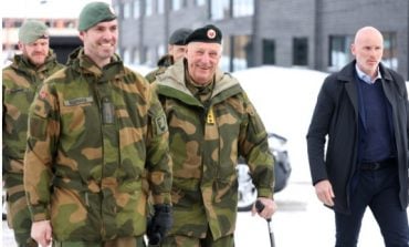 Po raz pierwszy od pół wieku król Norwegii odwiedził wojska na granicy z Rosją