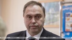 Służby z psami pod domem gauleitera Grodna